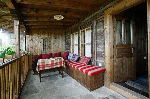 The House With The Vine Guest House Жеравна Екстер'єр фото